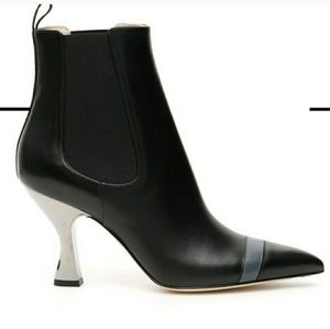 Fendi Colibri booties